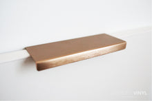 Afbeelding in Gallery-weergave laden, Facet deurgreep Geborsteld Messing - Straight