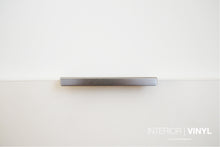 Afbeelding in Gallery-weergave laden, Facet deurgreep Semi-greeploos RVS look - Straight
